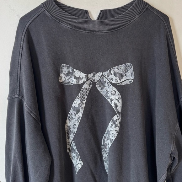 Aerie Big Chill Lace Bow Oversized Sweatshirt Coquette Washed Black and White L - Picture 7 of 10